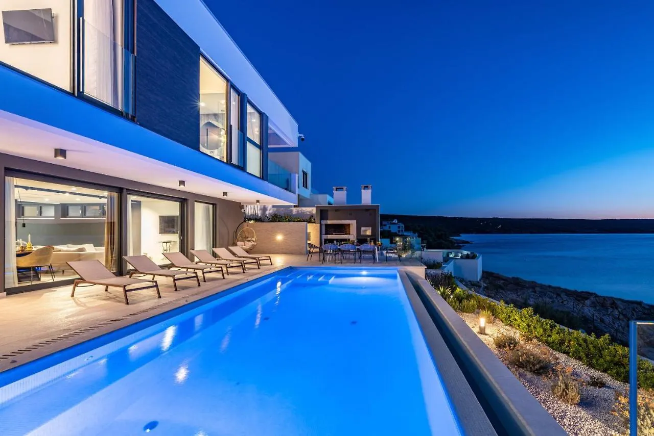 Luxury Villa Novita With Pool Novigrad  Novigrad (Dalmatia)
