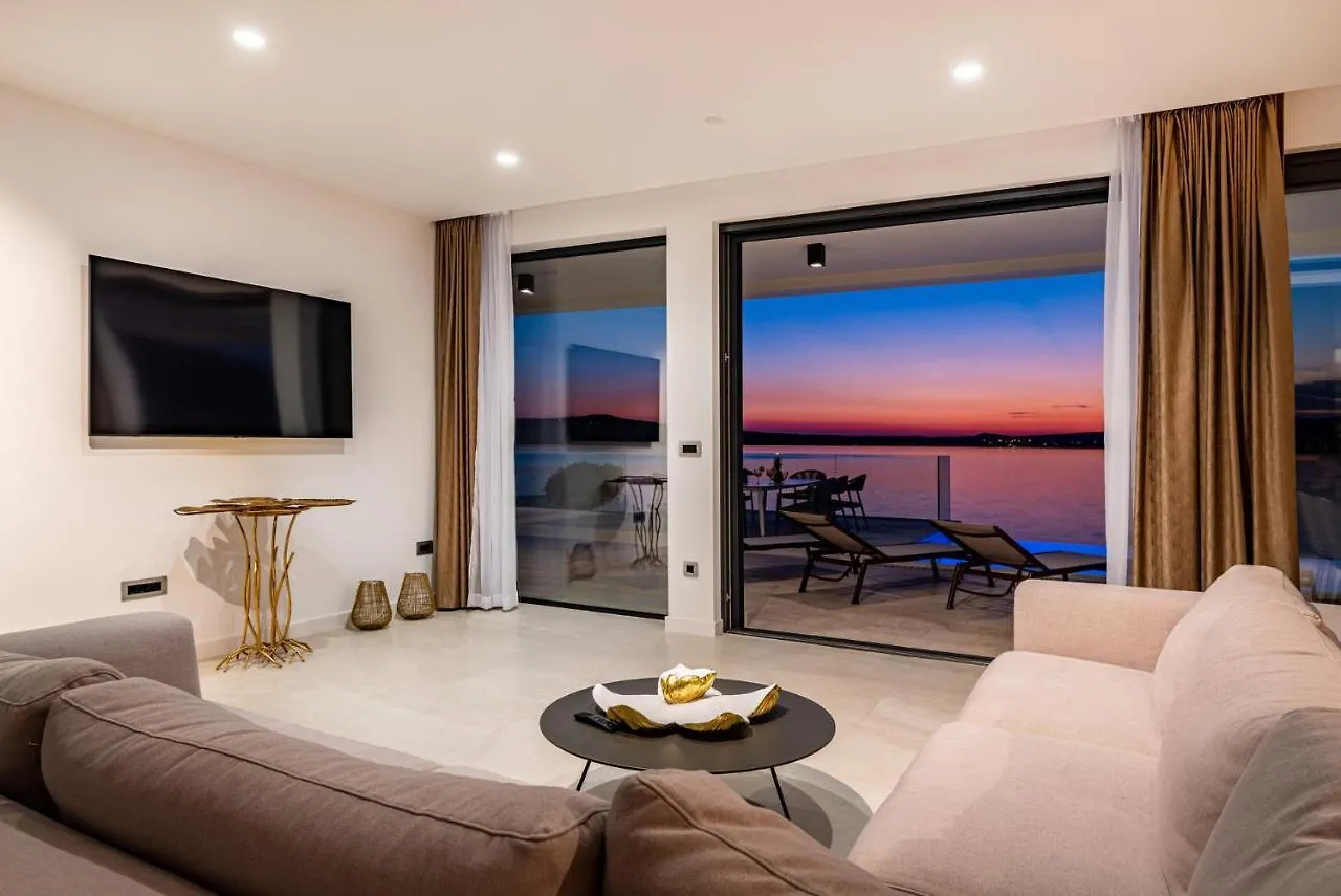 Luxury Villa Novita With Pool Novigrad  Croatia