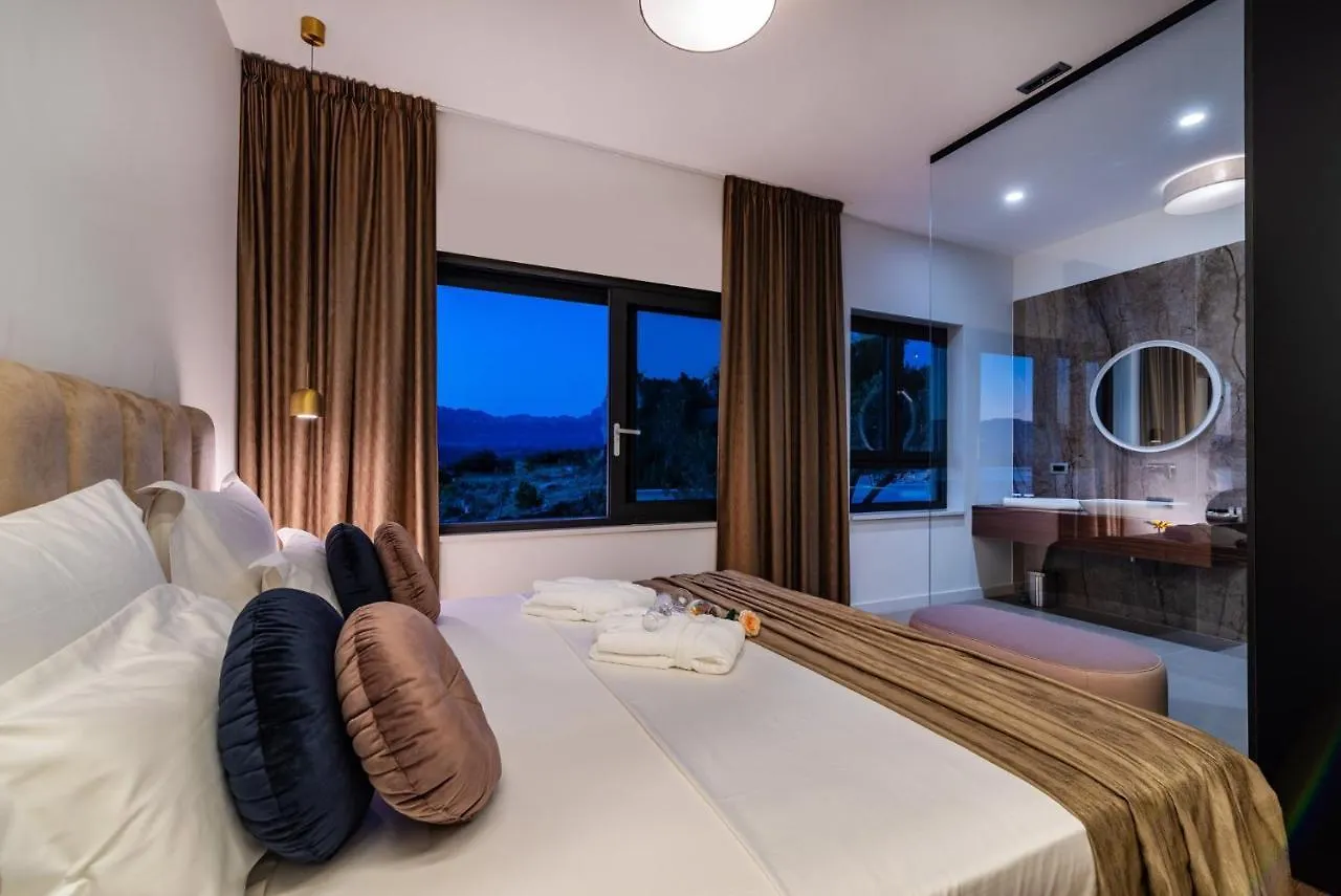 Luxury Villa Novita With Pool Novigrad
