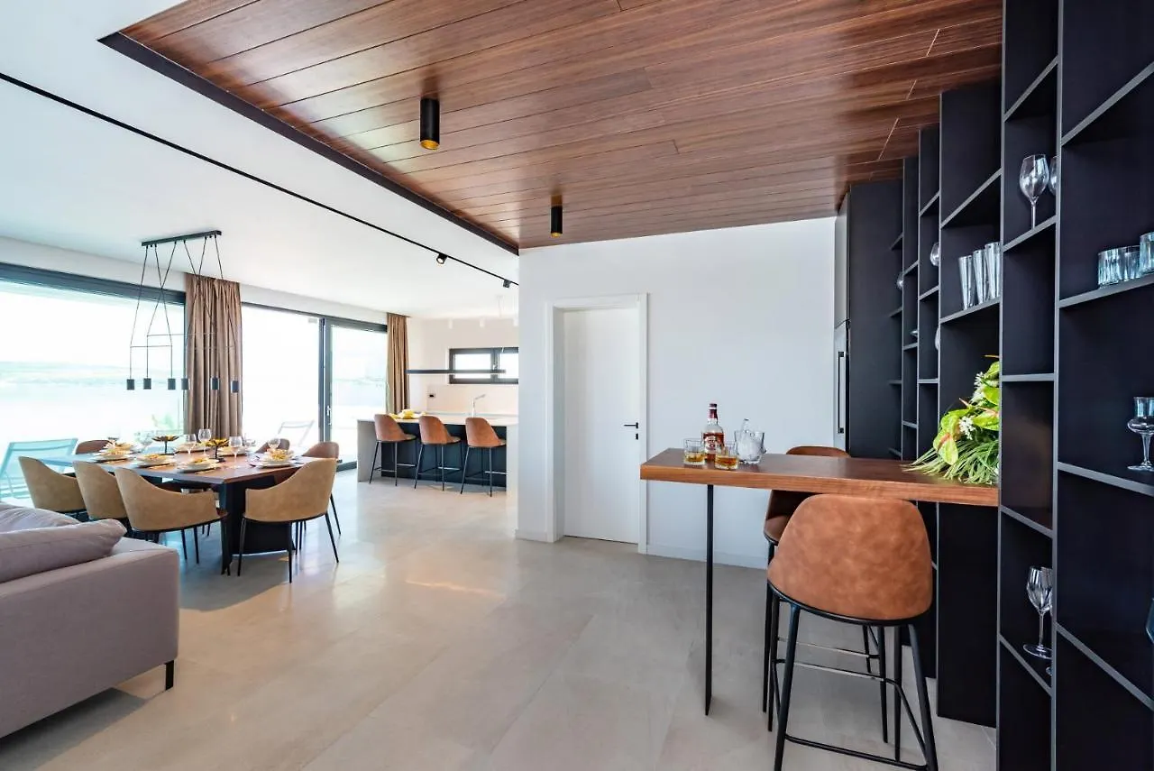 Luxury Villa Novita With Pool Novigrad