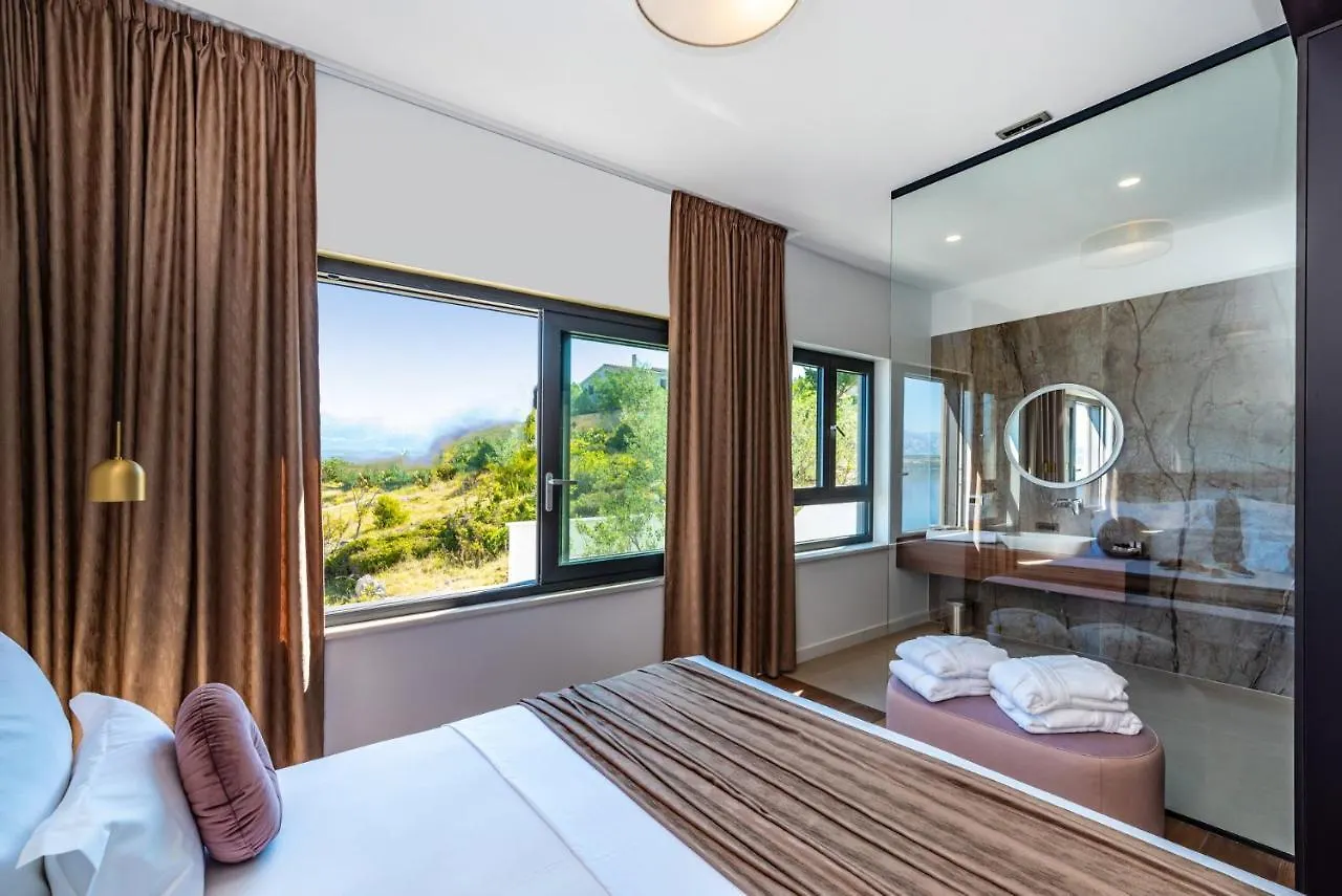 Luxury Villa Novita With Pool Novigrad