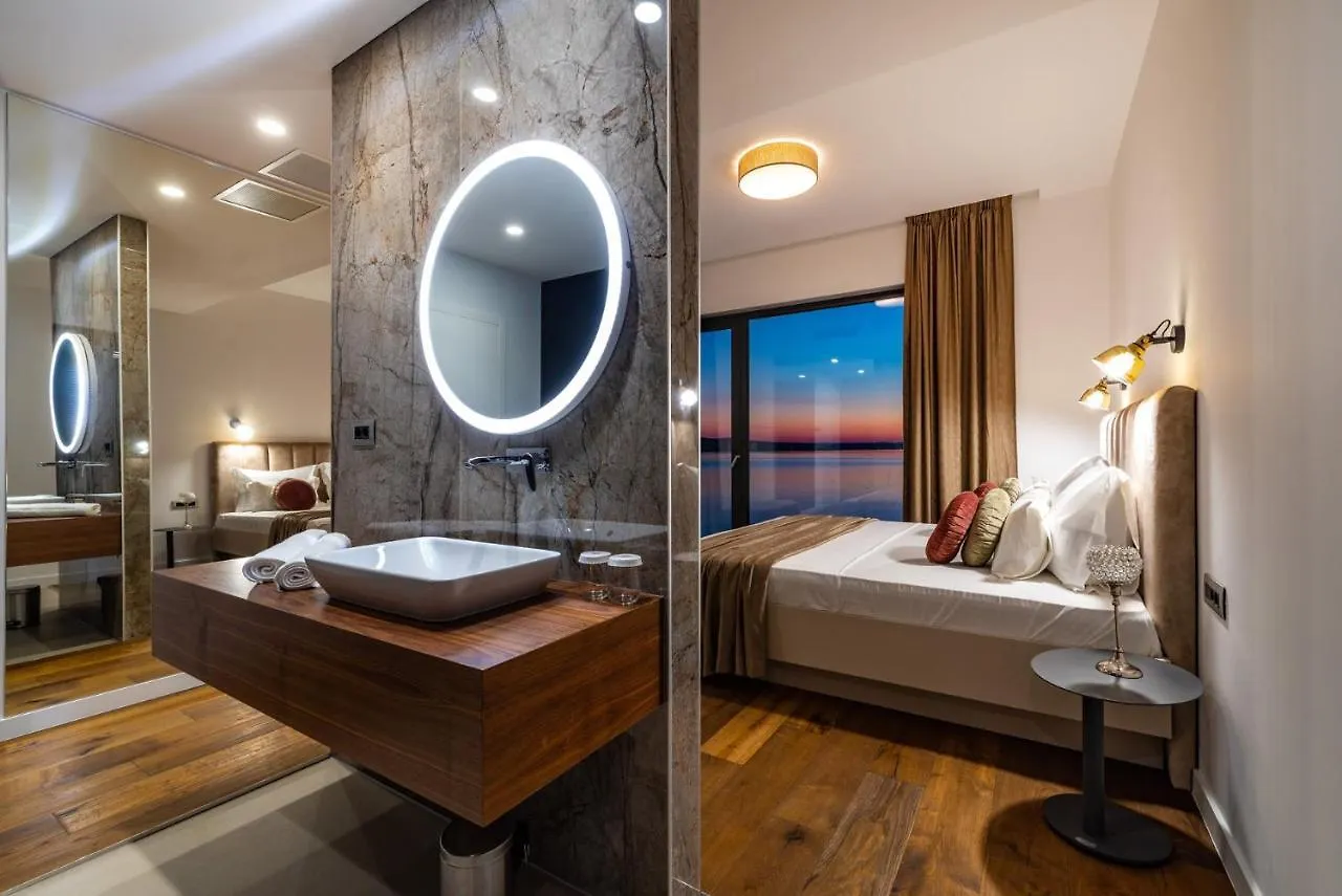 Luxury Villa Novita With Pool Novigrad