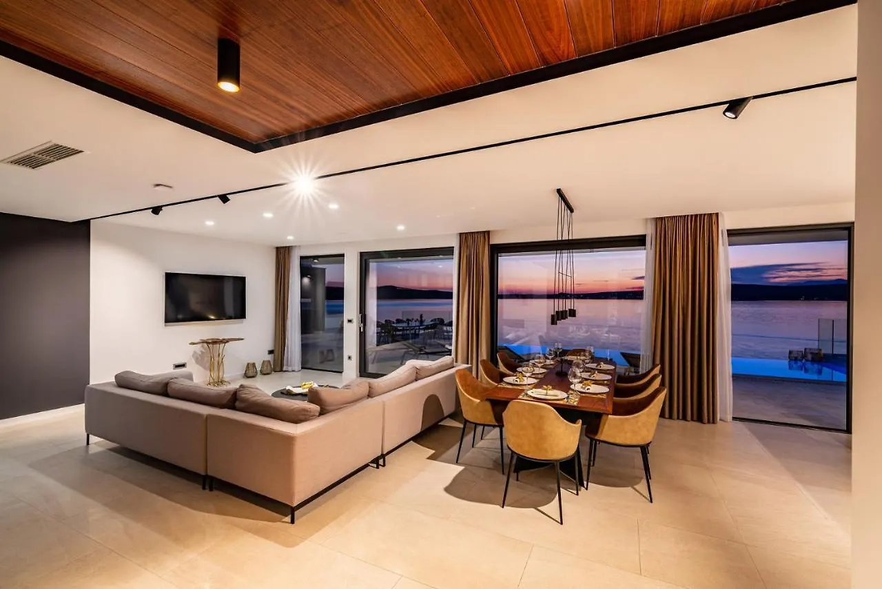 Luxury Villa Novita With Pool Novigrad